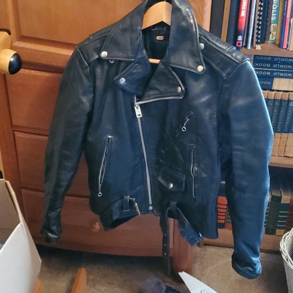 Womens leather jacket - Picture 1 of 2